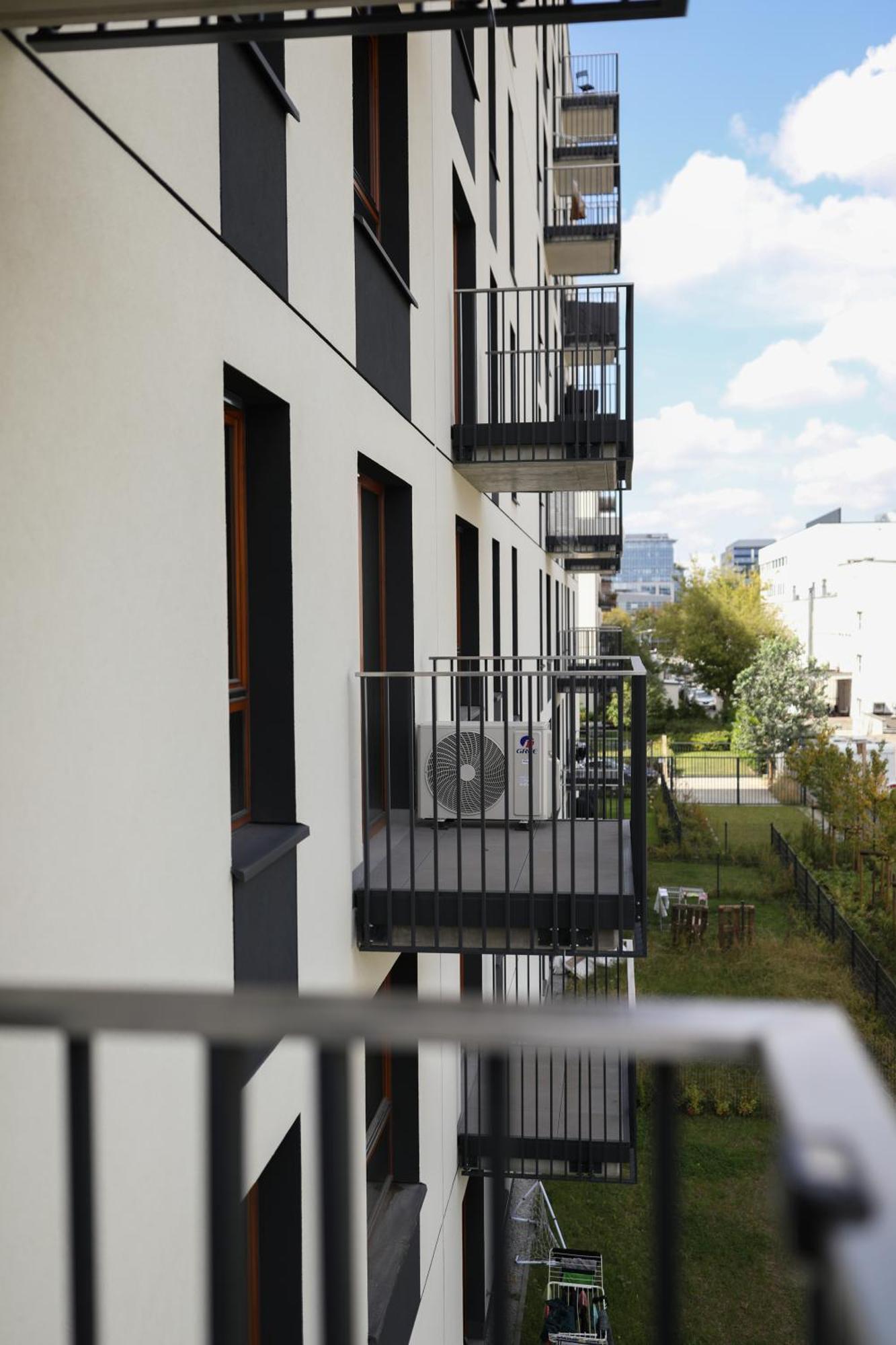Apartment Zdziechowskiego With Parking And Ac, Mokotow *